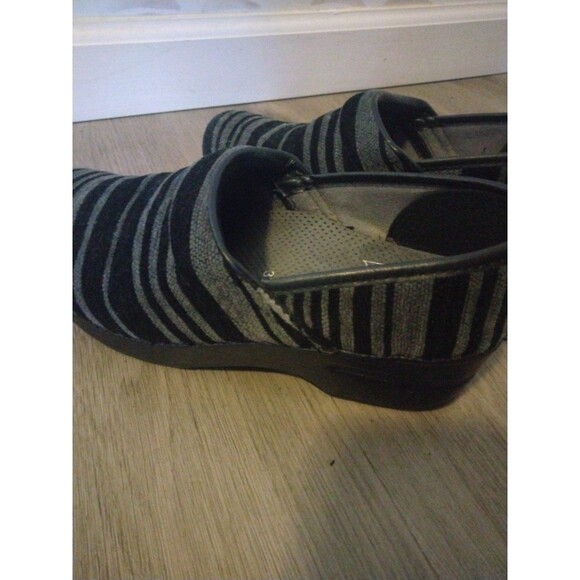 Dansko Vegan Black Gray Striped Slip On Clogs Women's Size 37 EU 6.5-7 US Boho - Picture 6 of 7